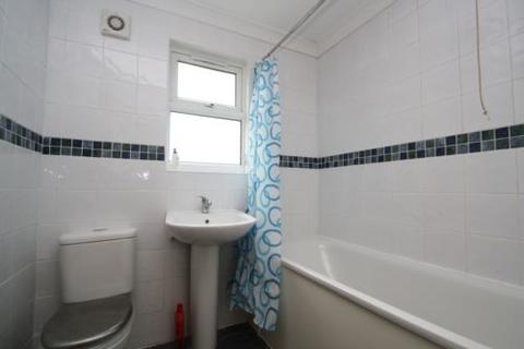 1 bedroom apartment to rent, Archway Road, Highgate, N6