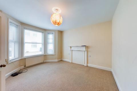 6 Bath Road, Eastbourne, BN21 4UA