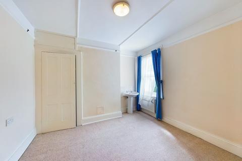 6 Bath Road, Eastbourne, BN21 4UA