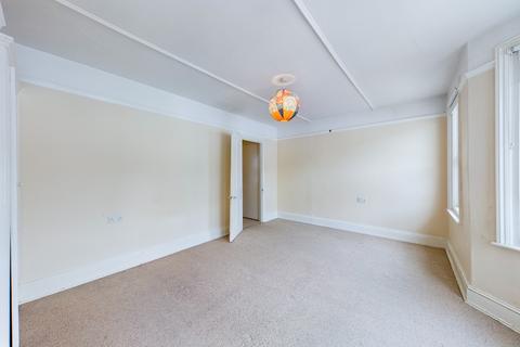 6 Bath Road, Eastbourne, BN21 4UA