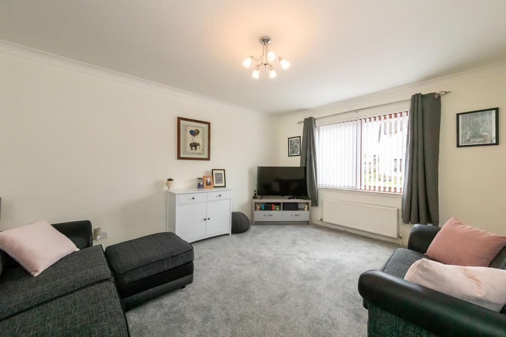 Honeyberry Crescent, Rattray, Blairgowrie, Perthshire, PH10 3 bed semi