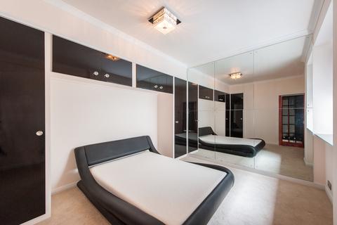 1 bedroom flat to rent, Hawcroft Court, 19-21 York Street, London