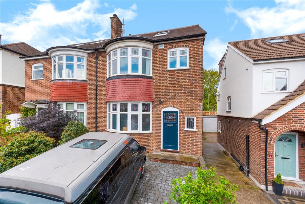 Norwood Park Road, West Norwood, London, SE27 4 bed semidetached house
