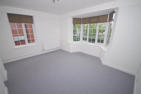 2 bedroom flat to rent, FINCHLEY COURT, BALLARDS LANE, FINCHLEY, N3