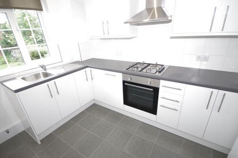2 bedroom flat to rent, FINCHLEY COURT, BALLARDS LANE, FINCHLEY, N3