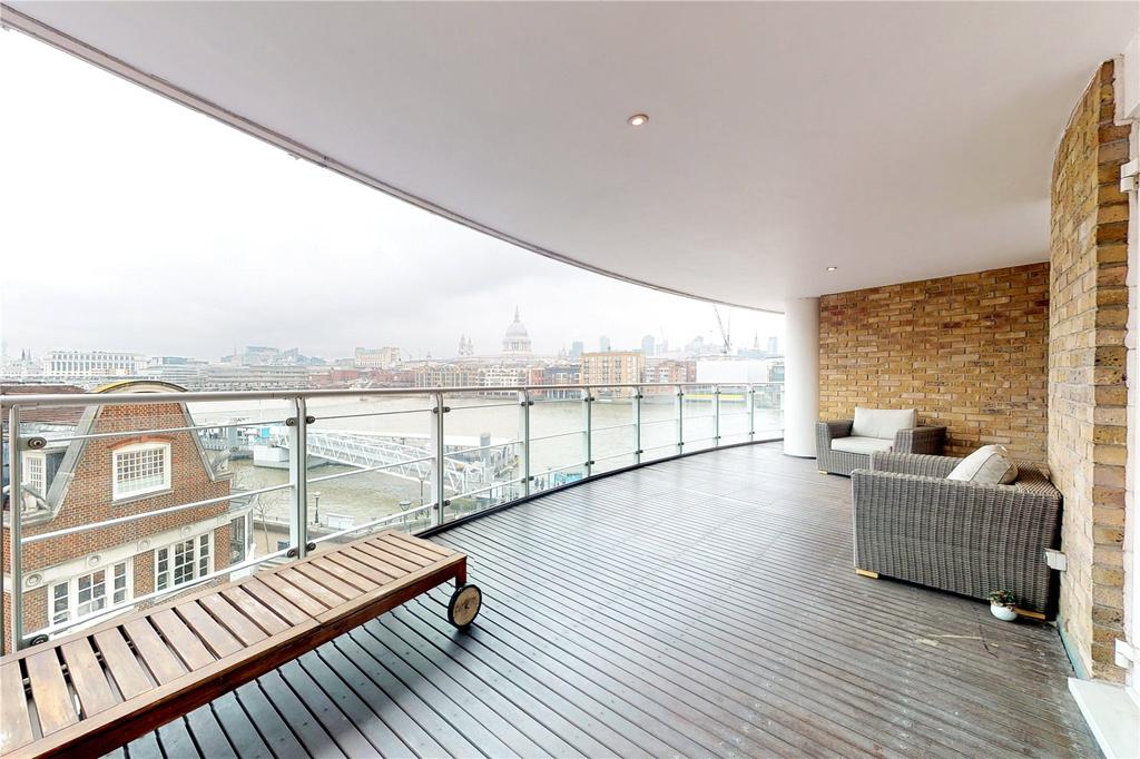 Benbow House, New Globe Walk, Bankside, London, SE1 3 bed apartment £