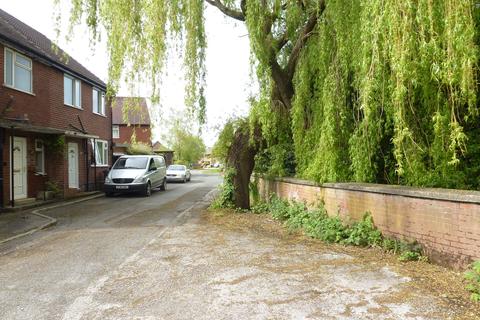 17 Leadale Road, Leyland, PR25 1QP