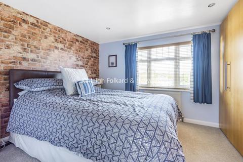 5 The Rosery, Croydon, CR0 7SQ