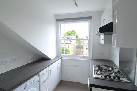 Flat D, 22 Adolphus Road, London, N4 2AZ