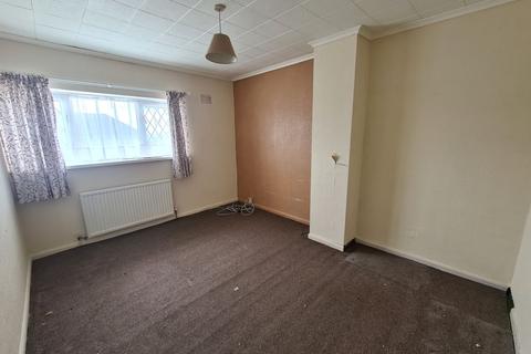 63 Dwyfor, Llanelli, SA14 9HA