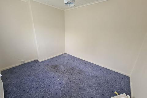 63 Dwyfor, Llanelli, SA14 9HA