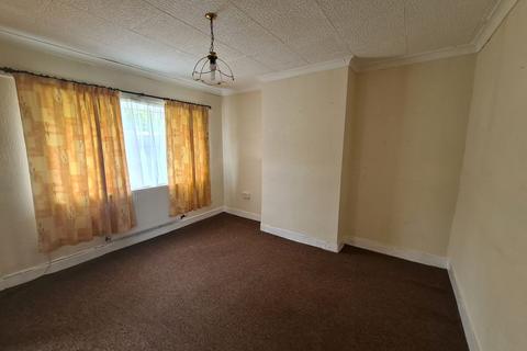 63 Dwyfor, Llanelli, SA14 9HA