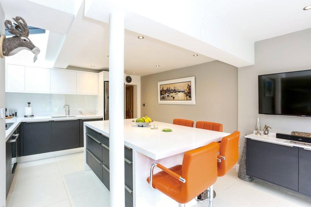 Kitchen (2)