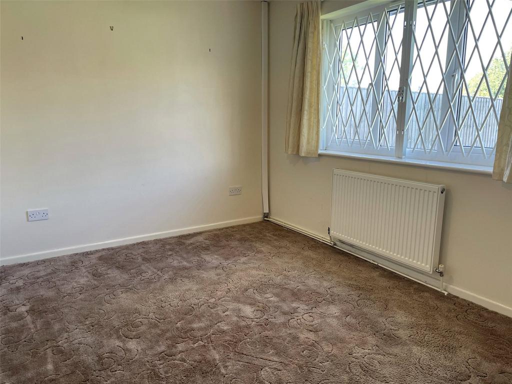 Horsbere Road, Hucclecote, Gloucester, GL3 2 bed bungalow £270,000