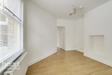 106 Brunswick Road, London, E10 6RS