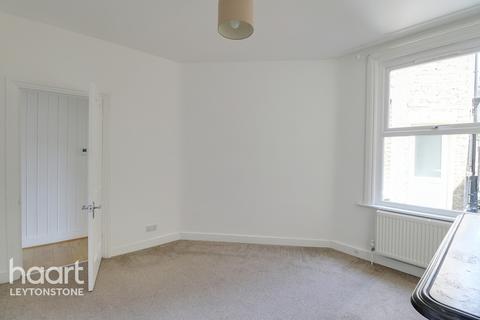 106 Brunswick Road, London, E10 6RS