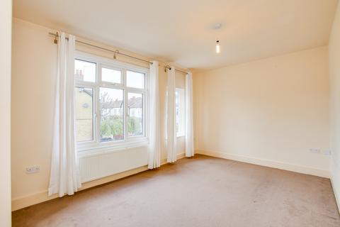 5 Convent Gardens, London, W5 4UT