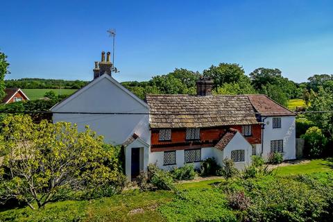 Lyons Farm House Lyons Road, Slinfold, Horsham, RH13 0TD