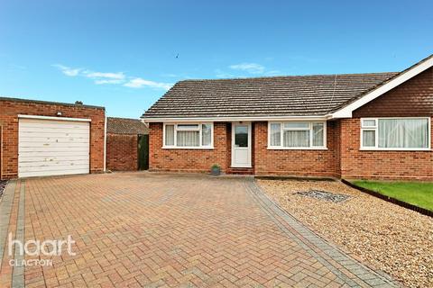 10 Crossfield Way, Kirby Cross, Frinton-on-sea, CO13 0LL