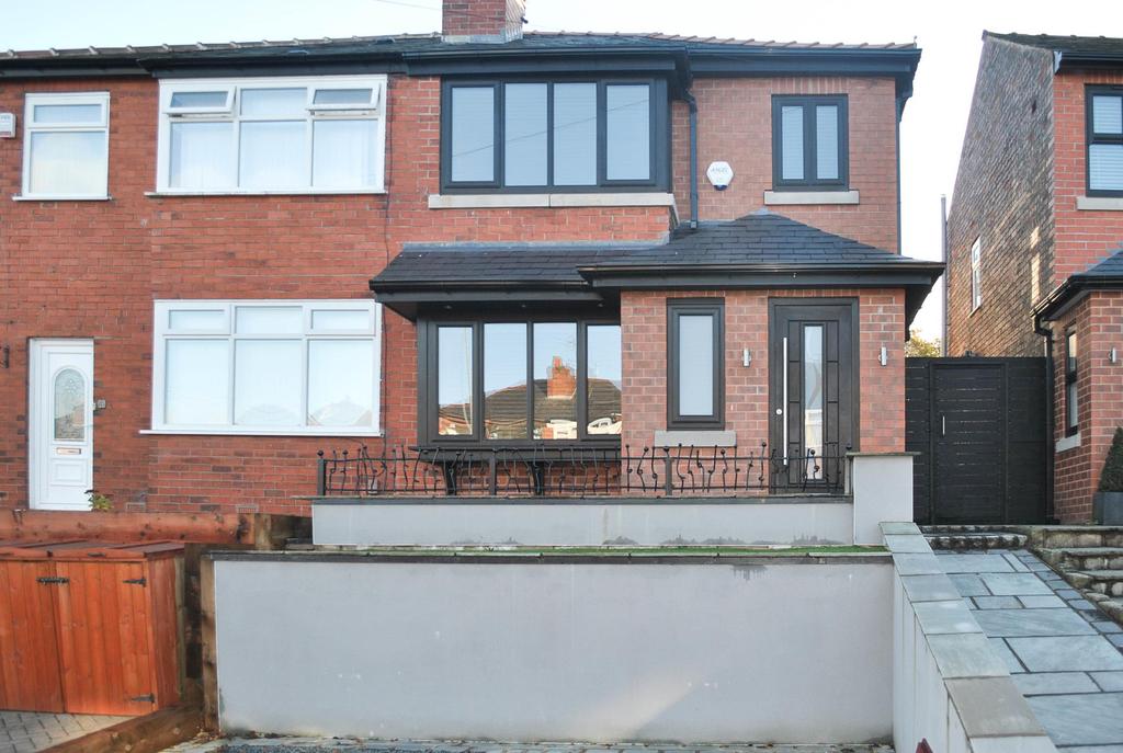 Chorley Road, Standish, Wigan, WN1 2SX 3 bed semidetached house £975