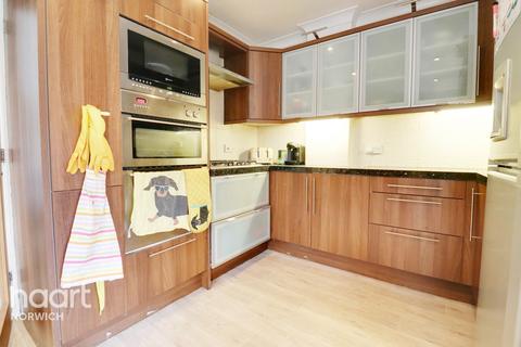 90 Barrett Road, Norwich, NR1 2LN