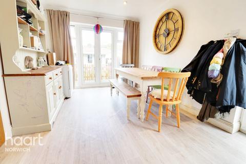 90 Barrett Road, Norwich, NR1 2LN