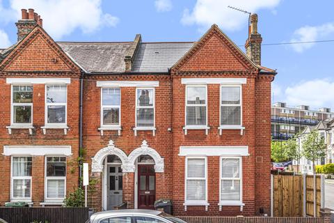 28a Brading Road, London, SW2 2AW