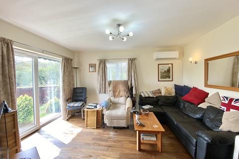 Awel Y Bryn Bronhaul, Cynghordy, Llandovery, SA20 0LT