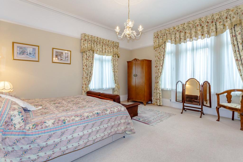 Six Double Bedrooms