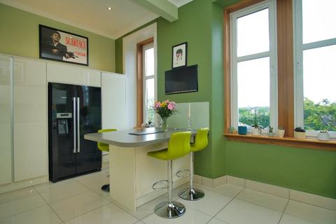 Fotheringay Road Flat 1 2 Pollokshields Glasgow G41 4lg 4 Bed Flat 395 000