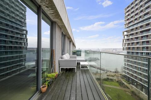 2 bedroom apartment for sale, Fairwater House, Royal Wharf, London, E16