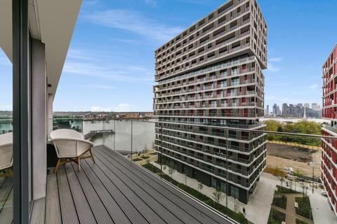 2 bedroom apartment for sale, Fairwater House, Royal Wharf, E16