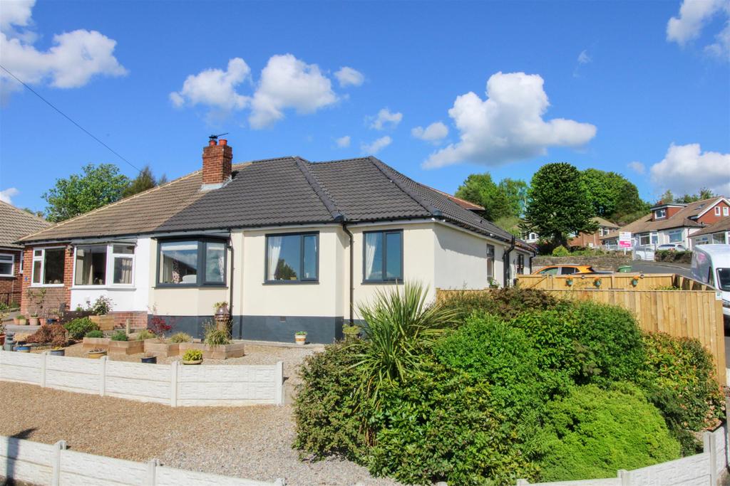 Banksfield Crescent, Yeadon, Leeds... 3 bed bungalow £279,950