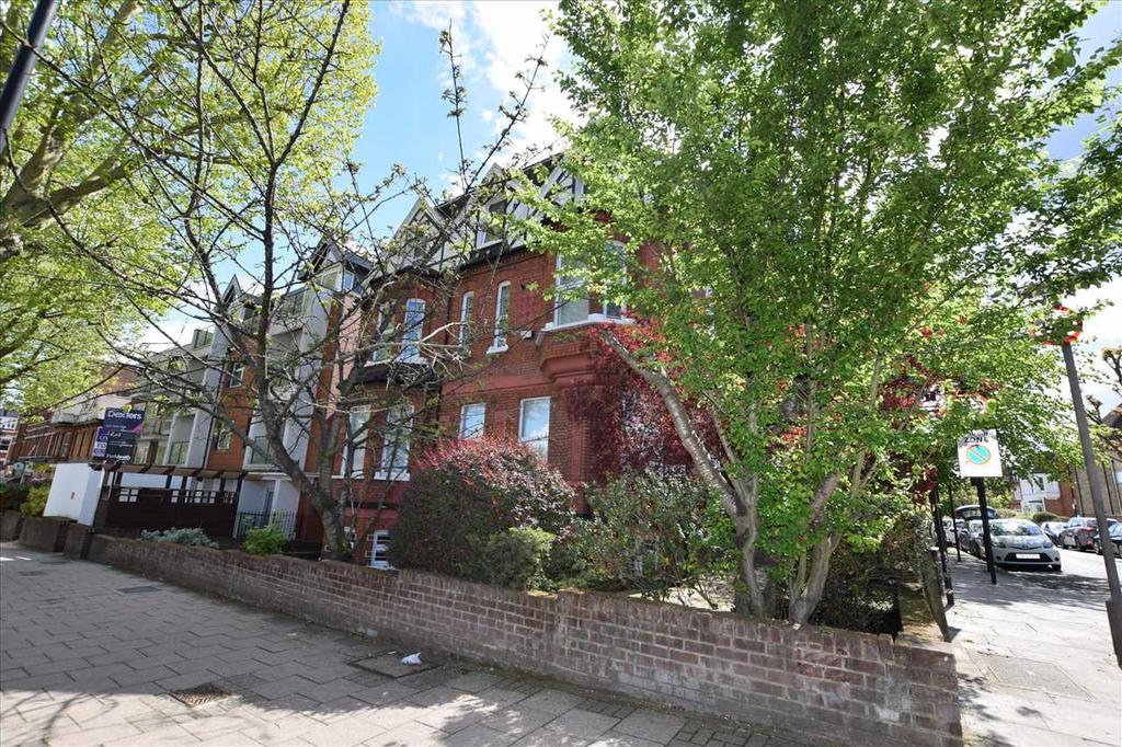 Finchley road, Finchley 3 bed apartment £2,100 pcm (£485 pw)