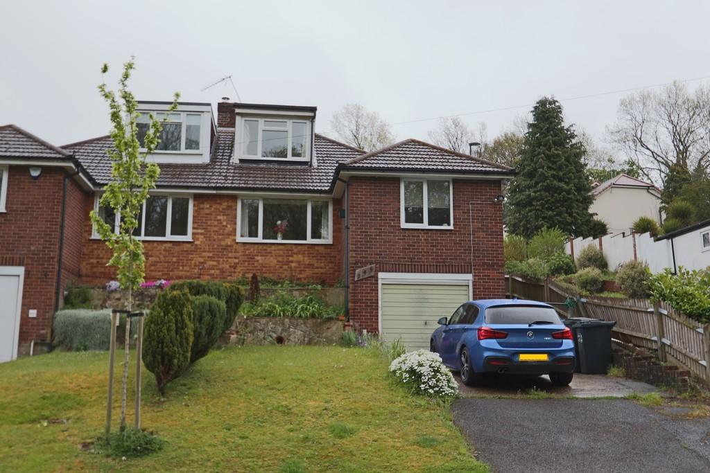 Caterham Drive, Old Coulsdon 3 bed semidetached house £475,000