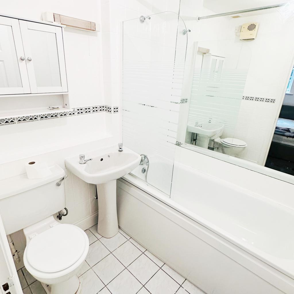 Ensuit bathroom