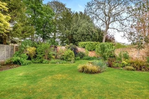 8 Coach Lane, Faringdon, SN7 8AB