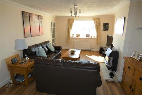 15 Springbells Road, Annan, DG12 6LT