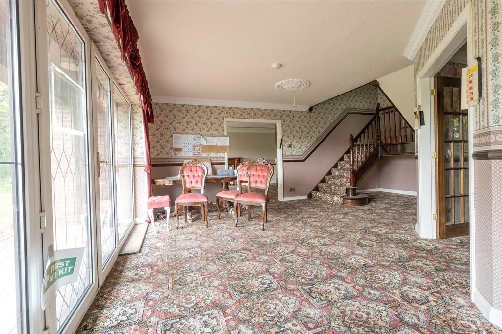 Great Coates Road, Grimsby... 5 bed detached house £350,000