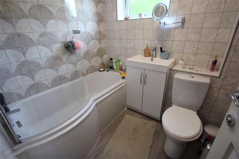 82 Dolben Lane, Redditch, B98 0LF
