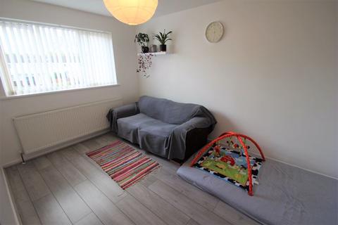 82 Dolben Lane, Redditch, B98 0LF
