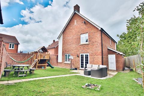 1 Callows Orchard, Rushwick, Worcester, WR2 5GU