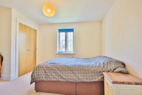 1 Callows Orchard, Rushwick, Worcester, WR2 5GU