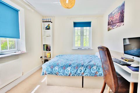 1 Callows Orchard, Rushwick, Worcester, WR2 5GU