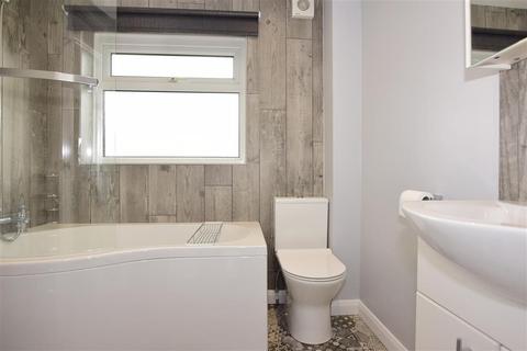 108 Flowerhill Way, Istead Rise, Gravesend, DA13 9DW