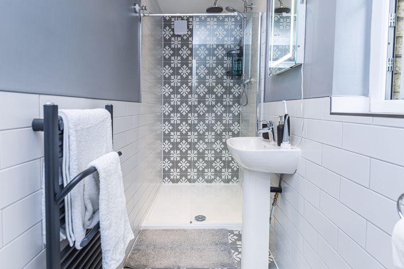 Bedroom 1 En-Suite