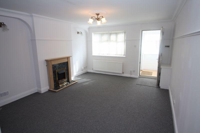 Weymouth Avenue, Middlesbrough 3 bed semidetached house £650 pcm (£