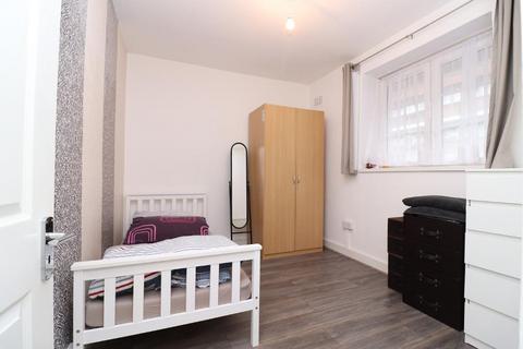 3 bedroom flat to rent, Munden House, Bromley High Street, Bow, London, E3 3BE