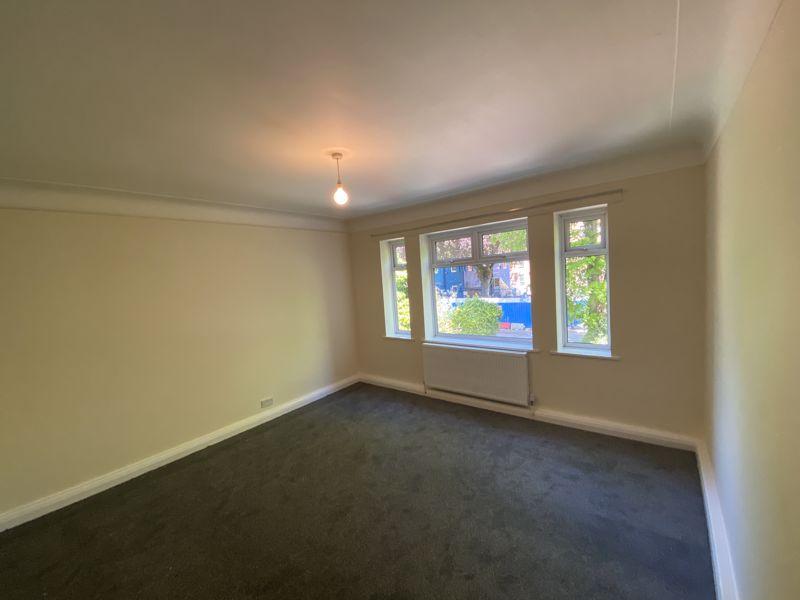 Bedroom 1 (Front)