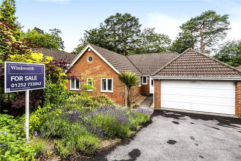 4 Caerleon Close, Hindhead, GU26 6PL